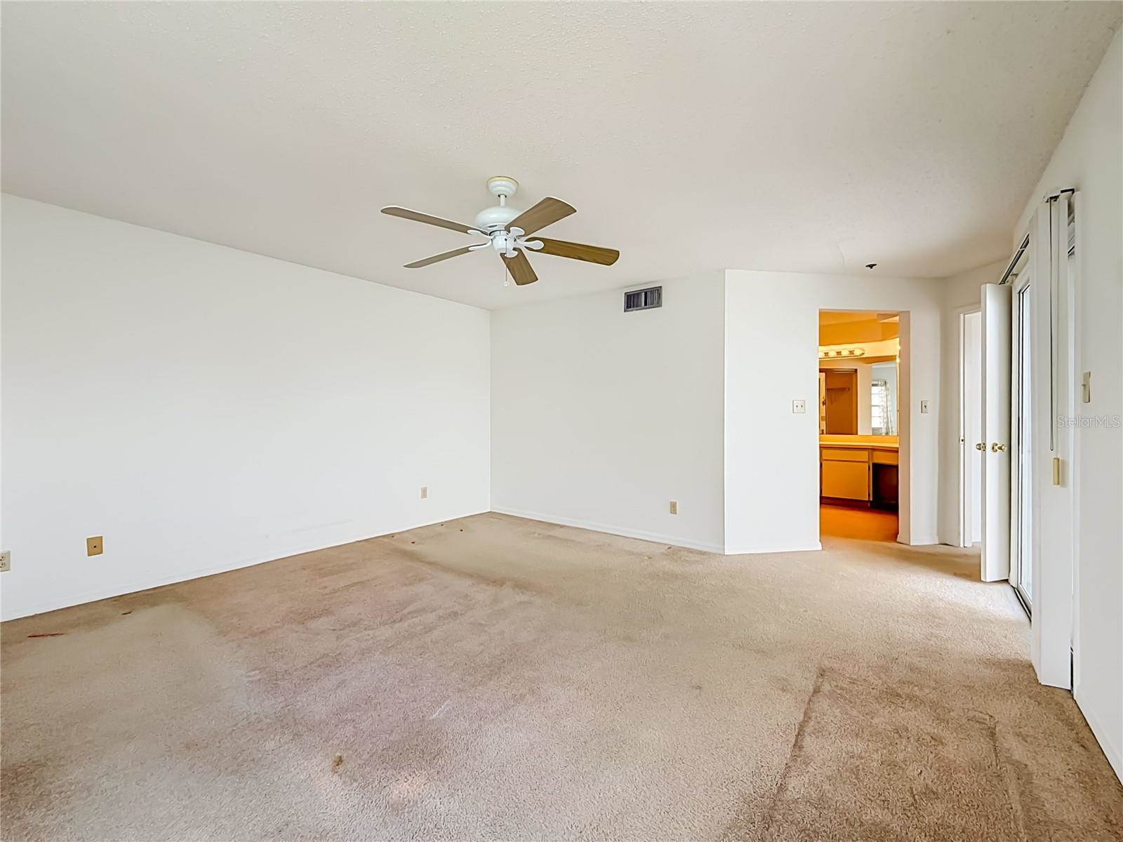 6810 Stones Throw Circle North, Saint Petersburg, FL 33710
