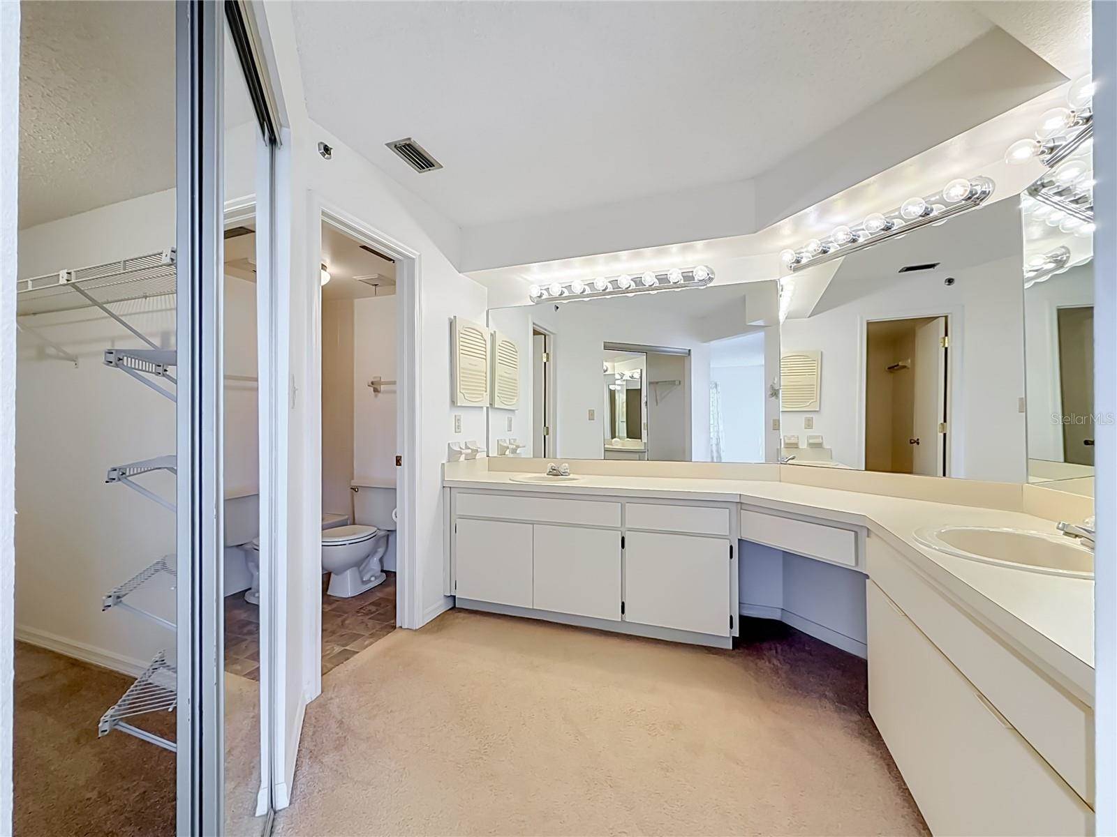 6810 Stones Throw Circle North, Saint Petersburg, FL 33710