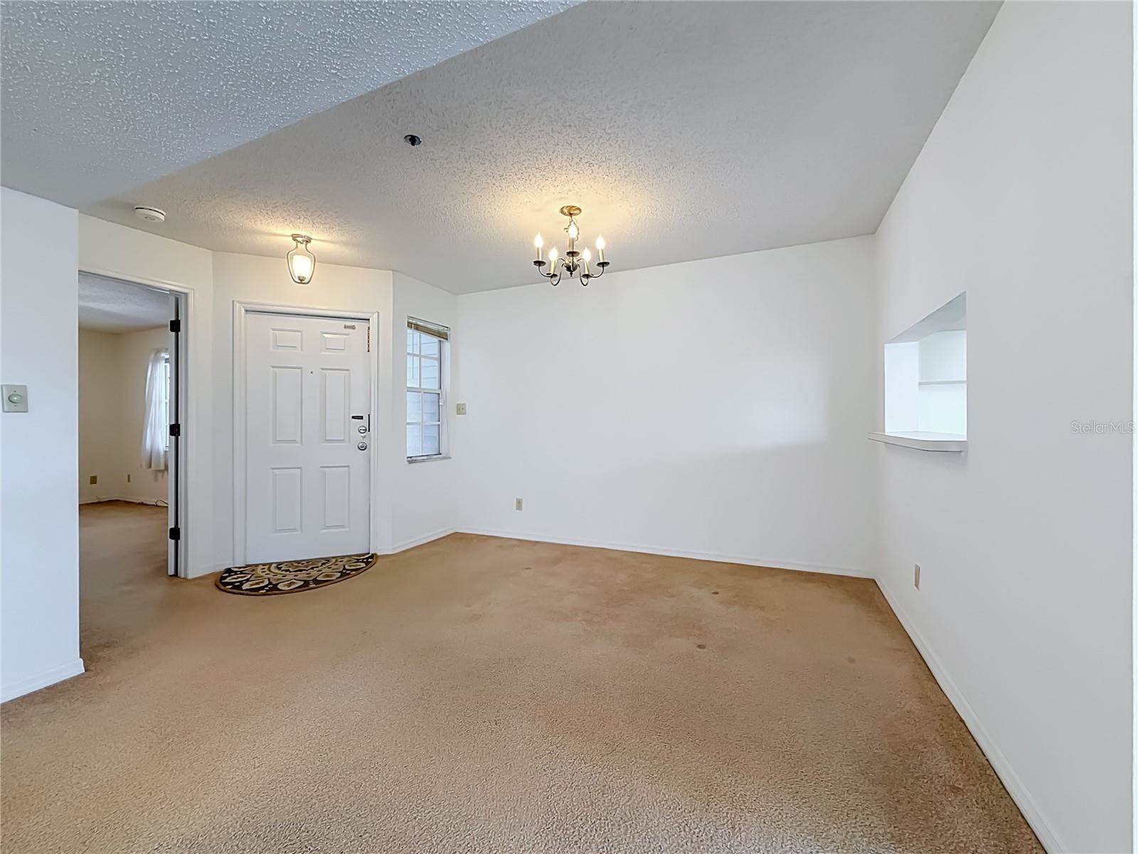 6810 Stones Throw Circle North, Saint Petersburg, FL 33710