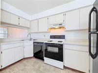 6810 Stones Throw Circle North, Saint Petersburg, FL 33710