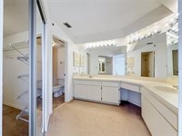 6810 Stones Throw Circle North, Saint Petersburg, FL 33710