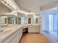 6810 Stones Throw Circle North, Saint Petersburg, FL 33710