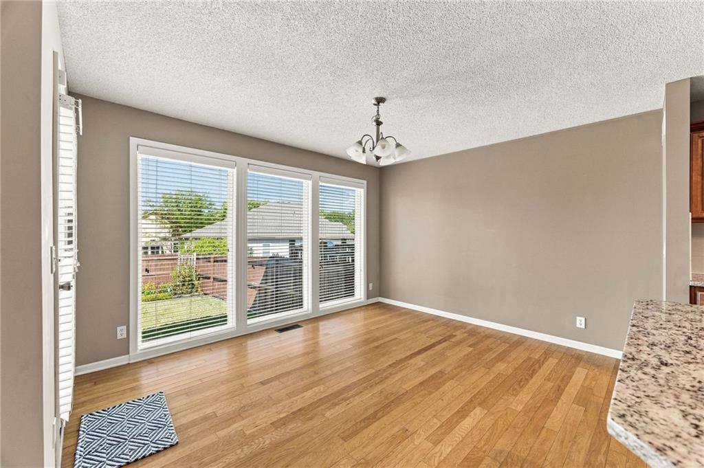 22610 West 72nd Terrace, Shawnee, KS 66227