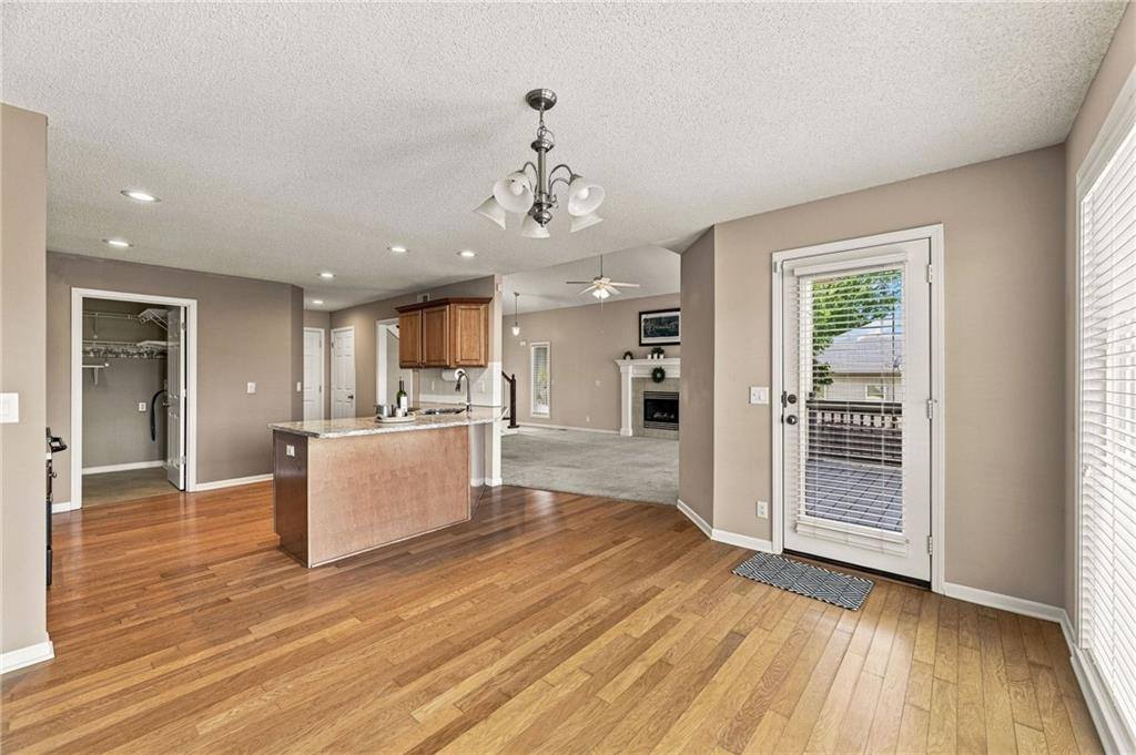 22610 West 72nd Terrace, Shawnee, KS 66227