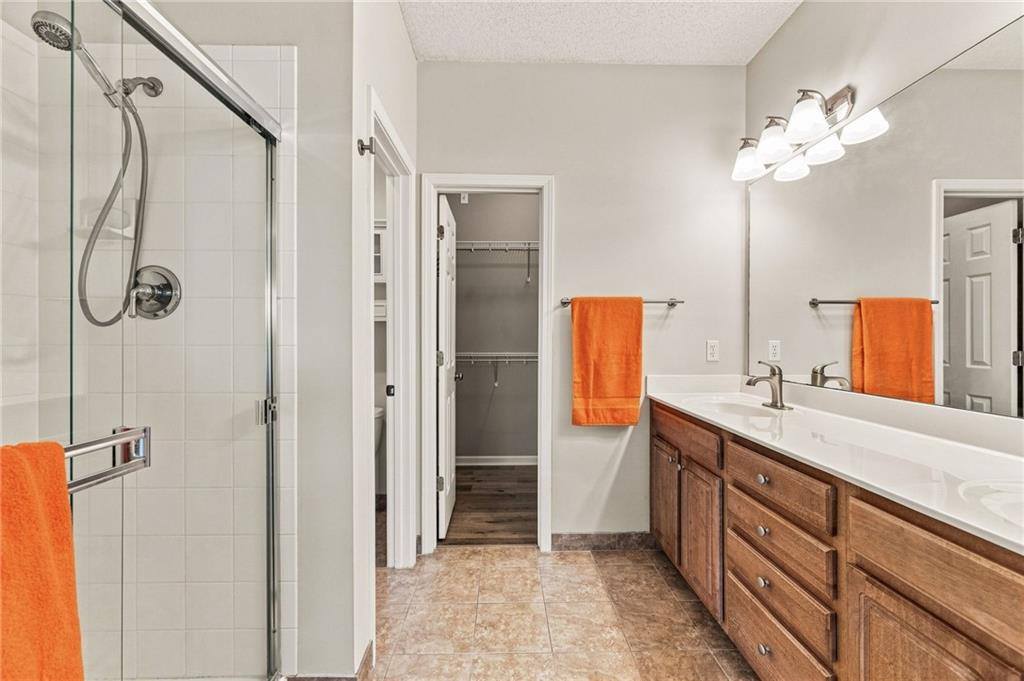 22610 West 72nd Terrace, Shawnee, KS 66227