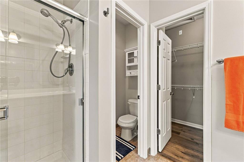 22610 West 72nd Terrace, Shawnee, KS 66227