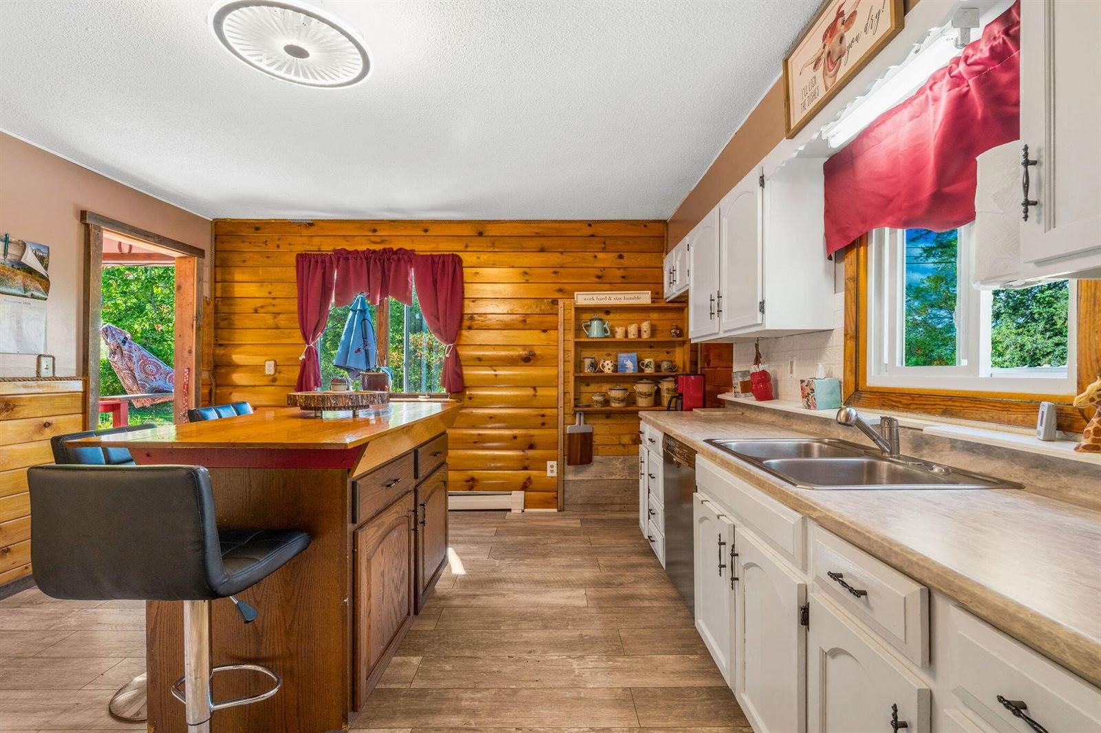 2093 Kennebec Road, Newburgh, ME 04444