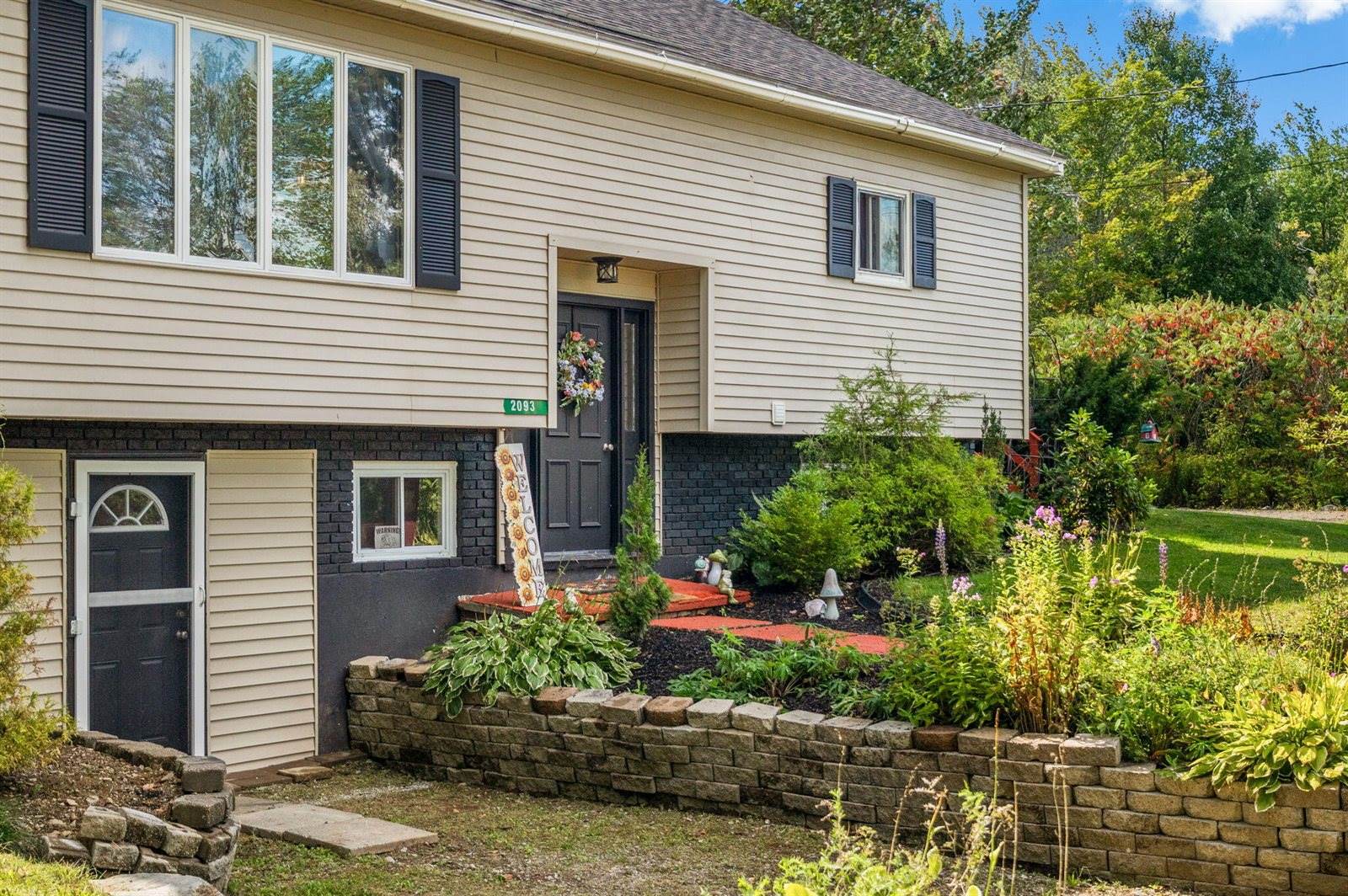 2093 Kennebec Road, Newburgh, ME 04444