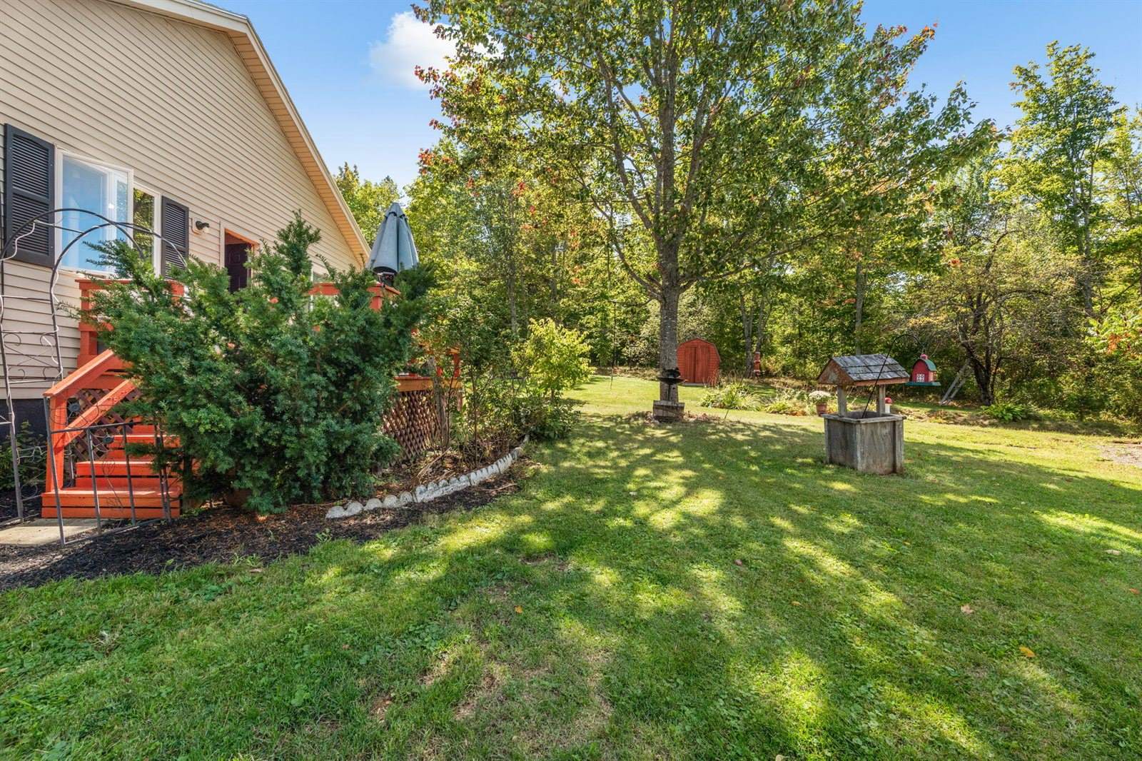 2093 Kennebec Road, Newburgh, ME 04444