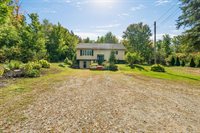 2093 Kennebec Road, Newburgh, ME 04444