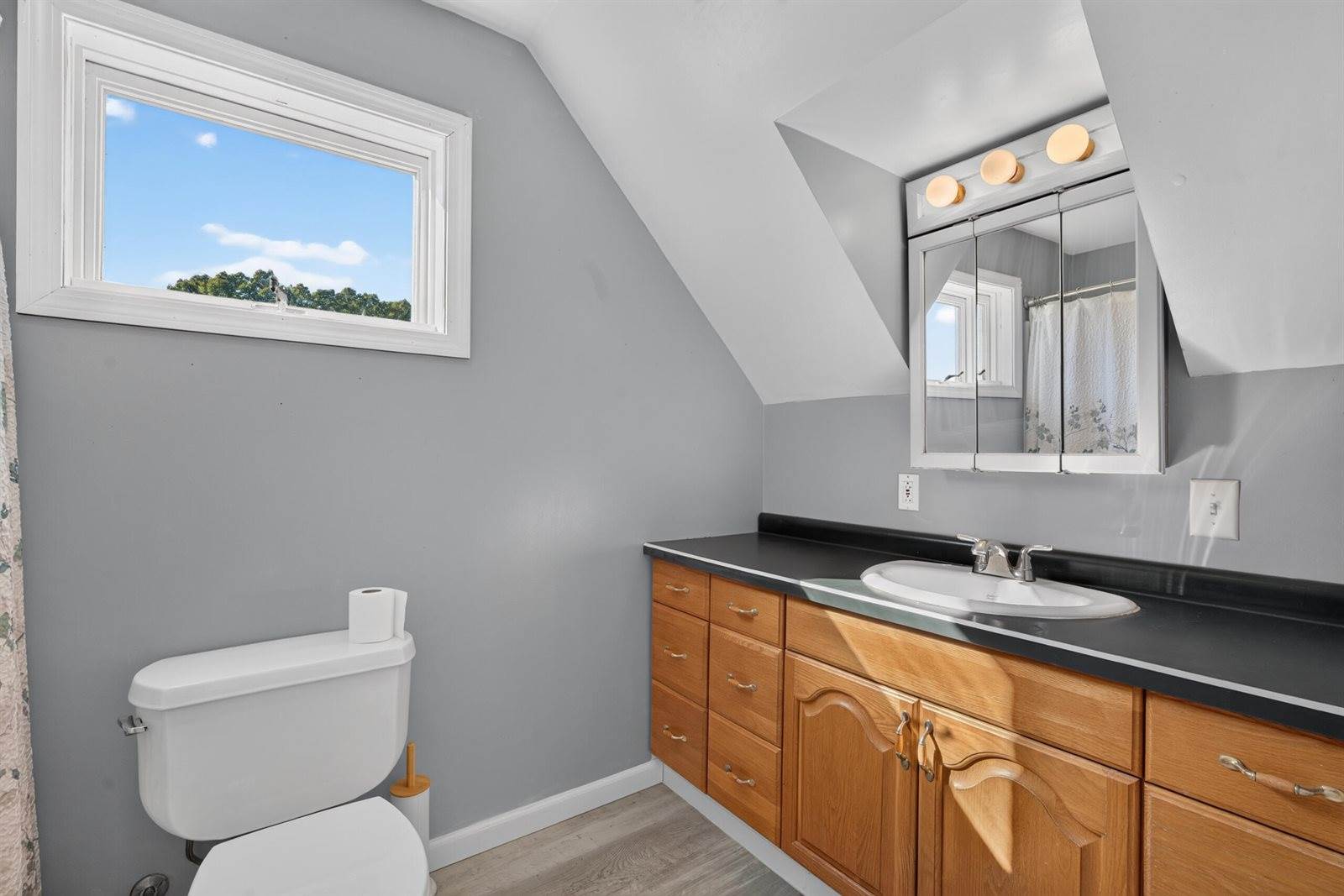 69 Roussin Road, Newport, ME 04953