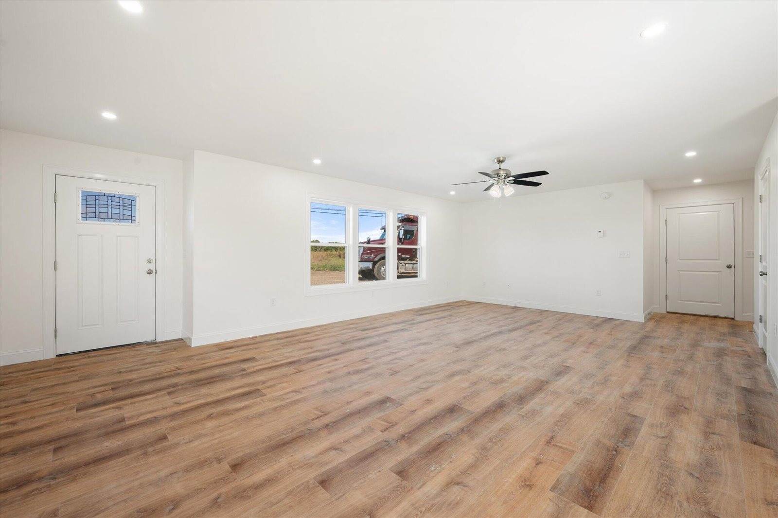 375 Pushaw Road, Bangor, ME 04401