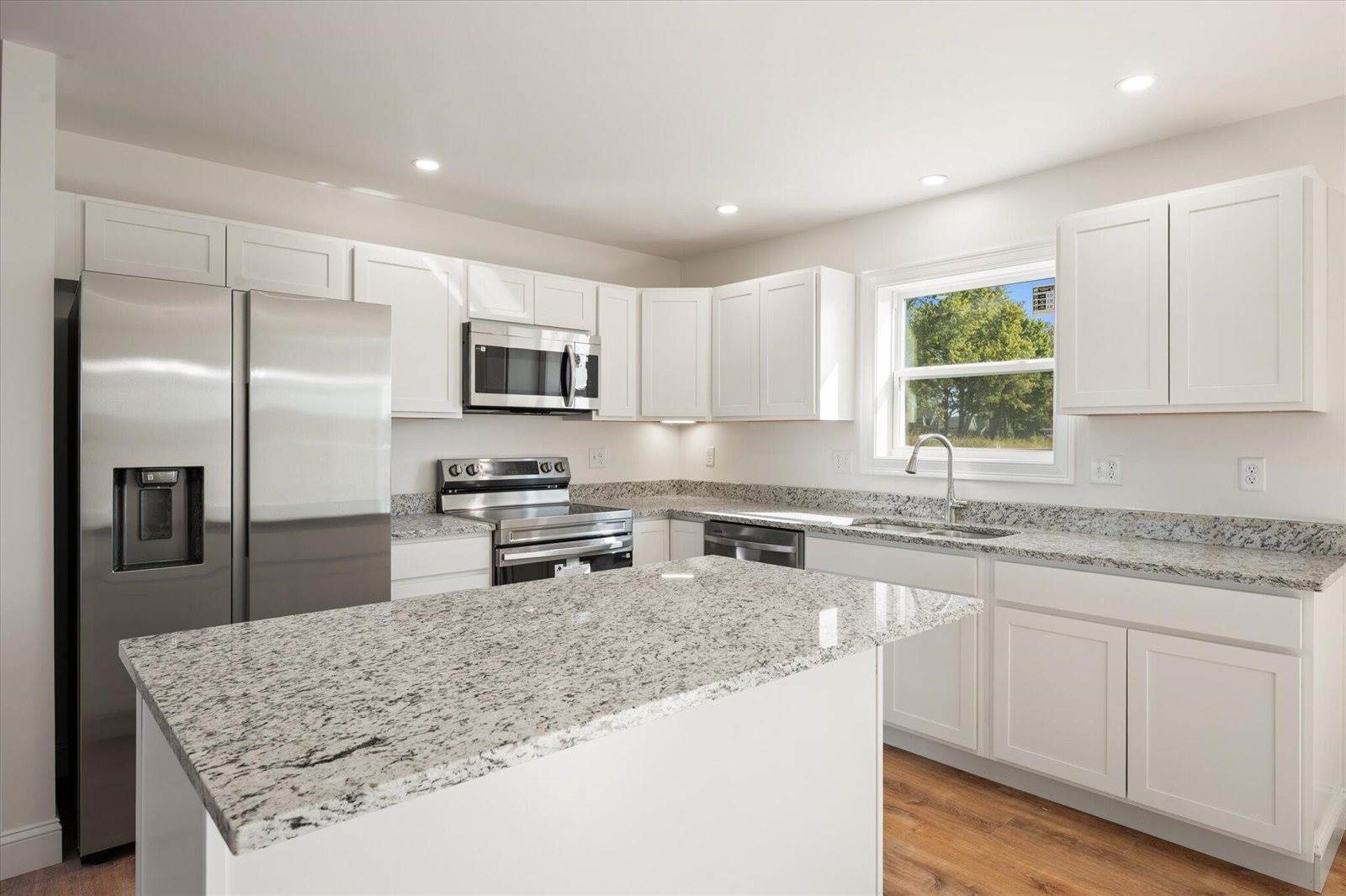 375 Pushaw Road, Bangor, ME 04401