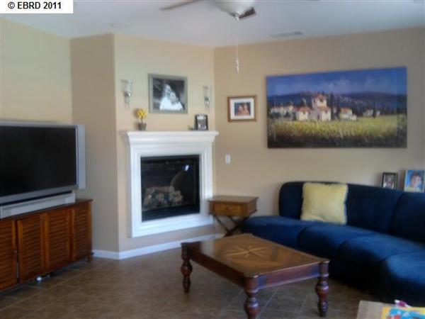 5529 Sunview Way, Antioch, CA 94531