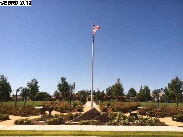 1216 Picadilly Ln, Brentwood, CA 94513