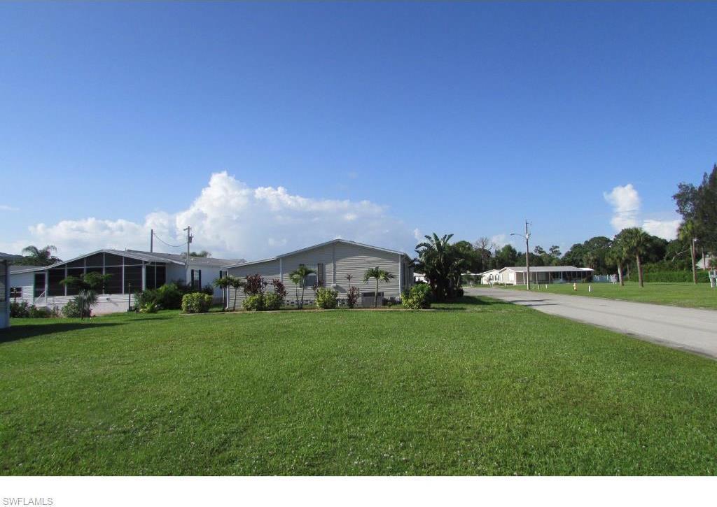 5501 Melli, North Fort Myers, FL 33917