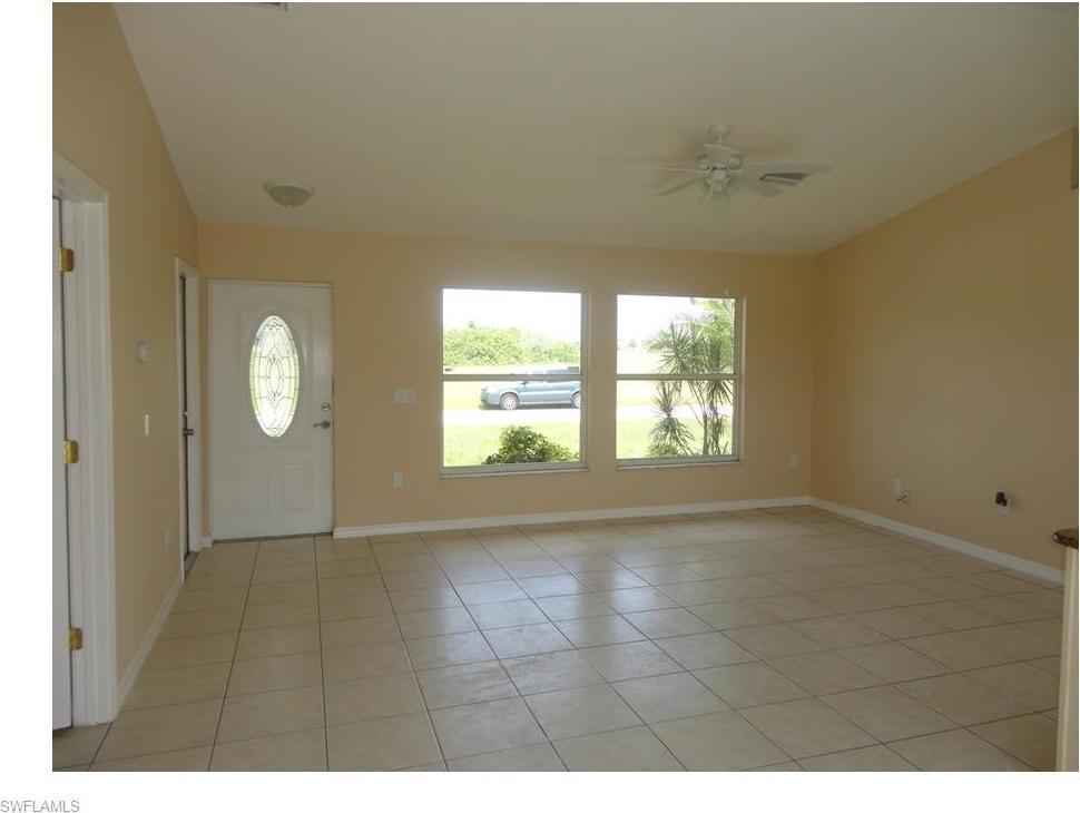 1118 NW 10th ST, Cape Coral, FL 33993