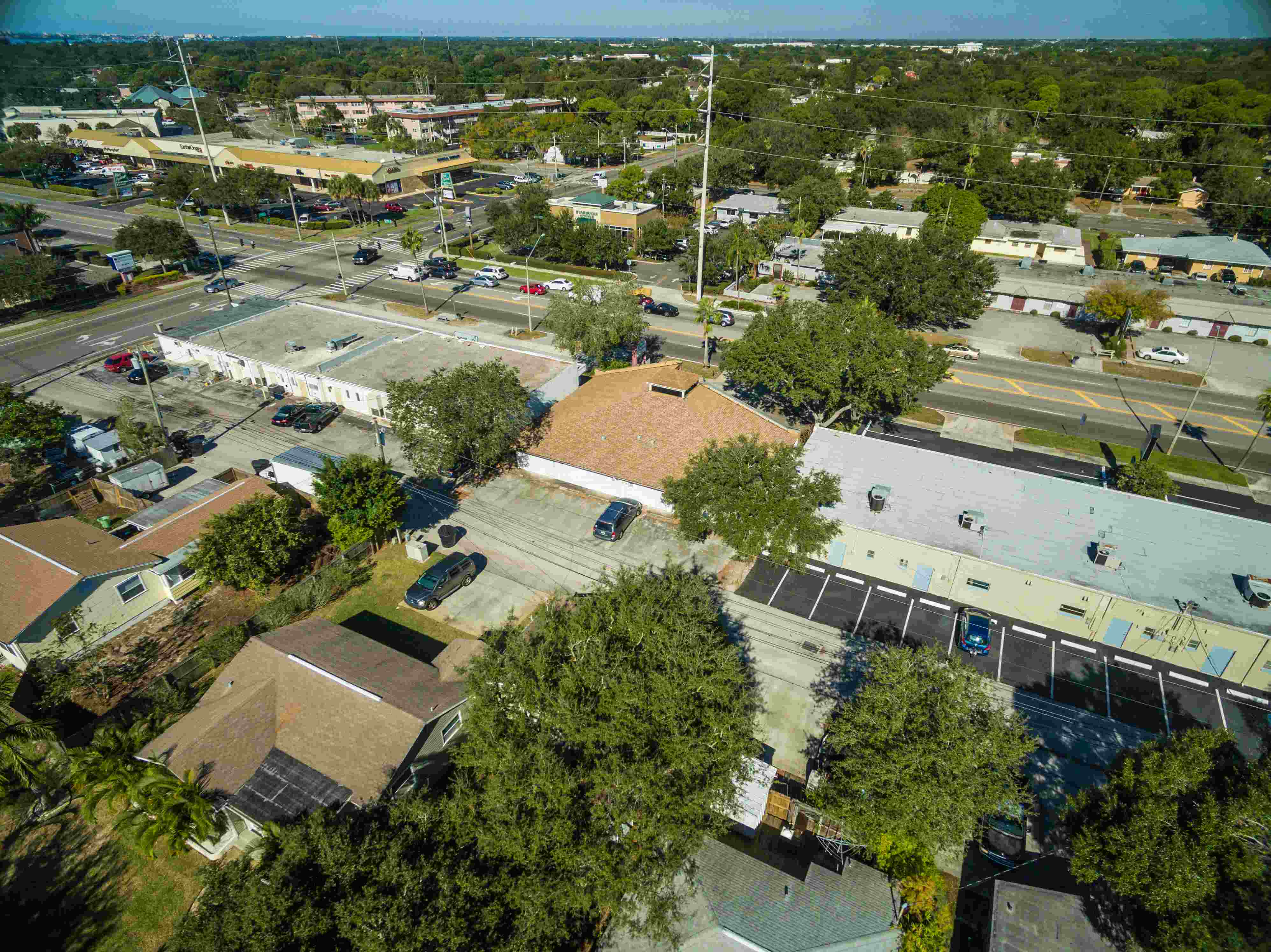 6550 Central AVENUE, Saint Petersburg, FL 33707