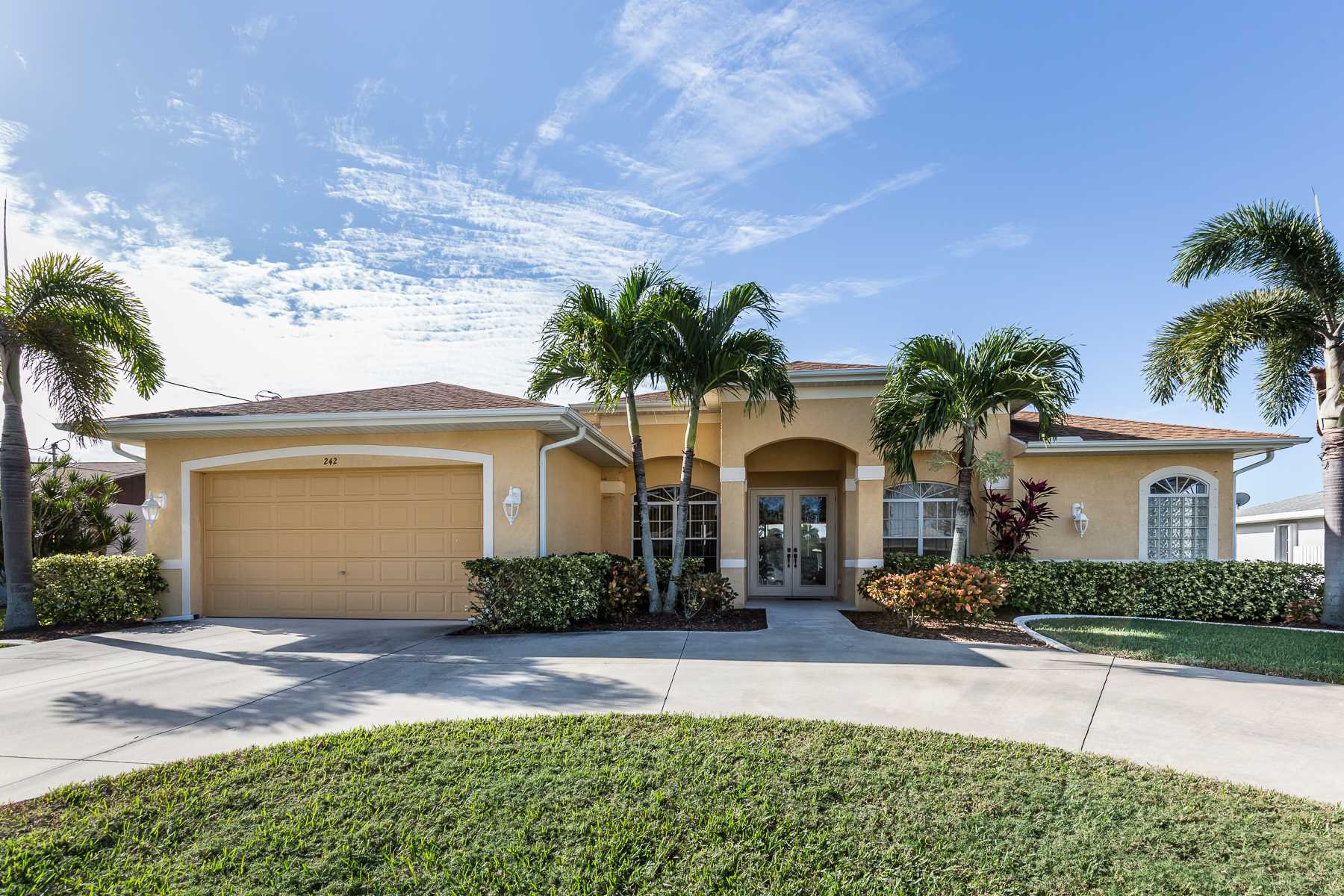 242 SW 12th St., Cape Coral, FL 33991