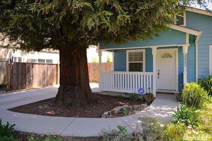 2432 Empress Street, Sacramento, CA 95815