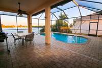 301 SW 31st Ave, Cape Coral, FL 33991