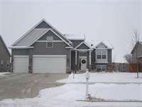 3016 NW 8th St, Minot, ND 58703