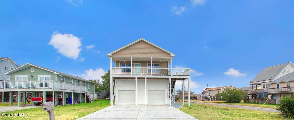 200 Georgia Avenue, Carolina Beach, NC 28428