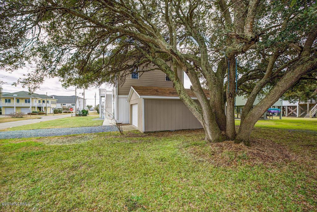 200 Georgia Avenue, Carolina Beach, NC 28428