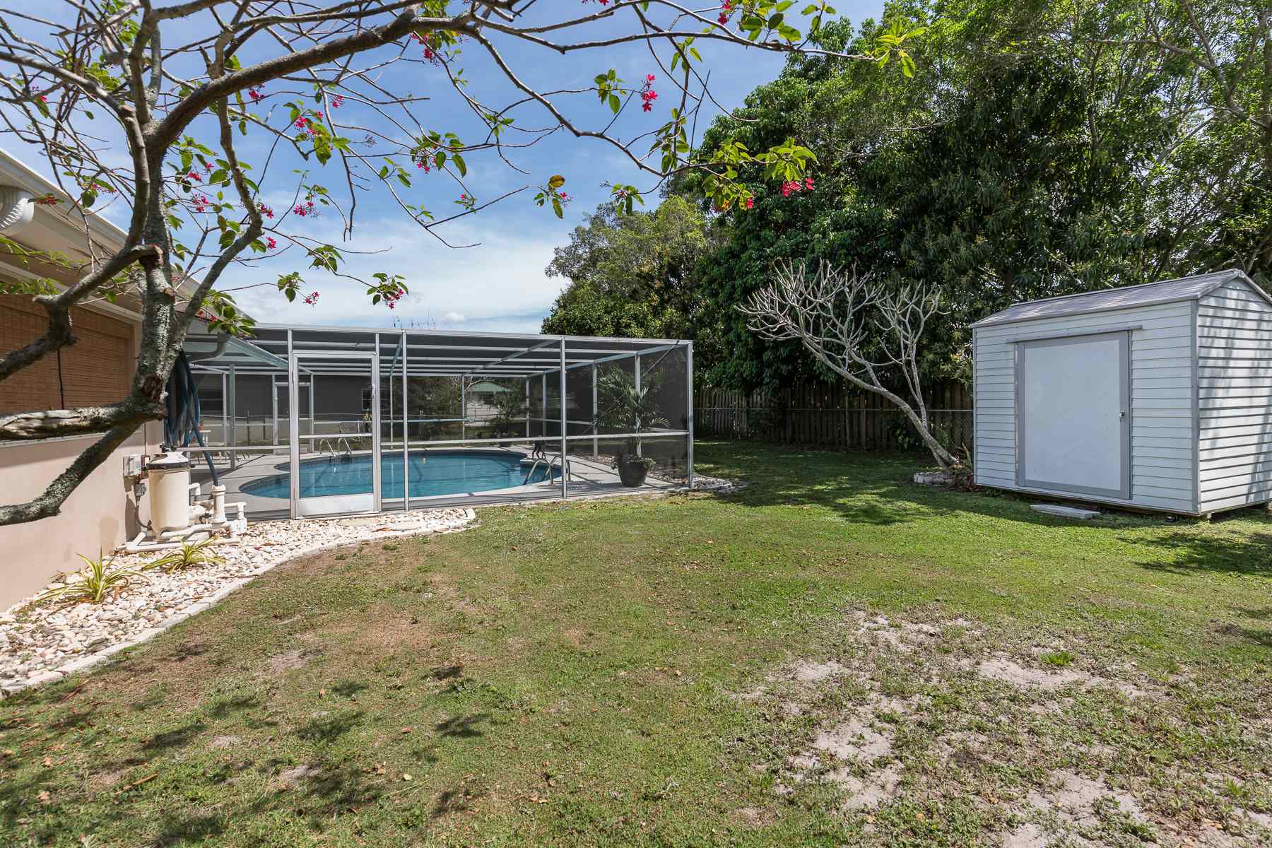 1644 N Hermitage Rd, Fort Myers, FL 33919