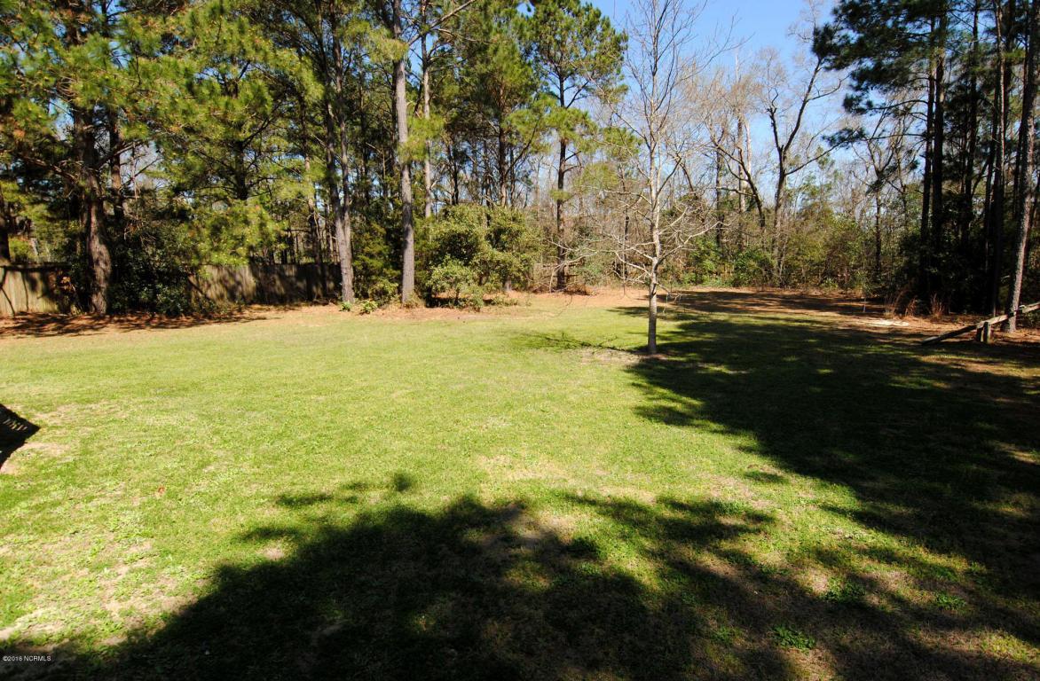 775 Washington Acres Road, Hampstead, NC 28443